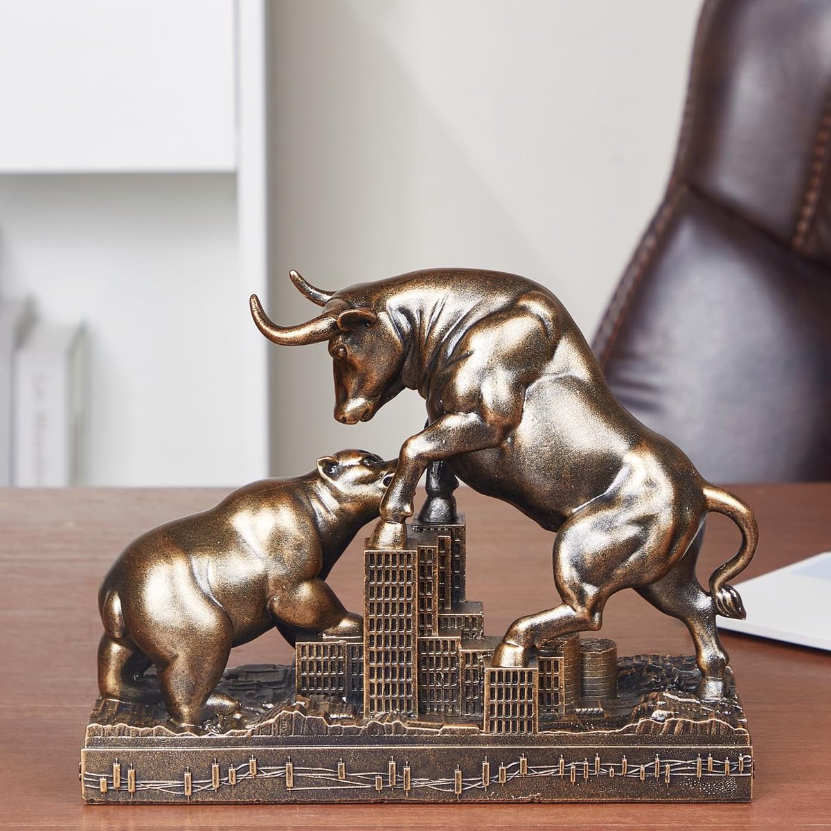 Omgoods - Abstracte Bull en Bear Beeldjes voor Tafeldecoratie
