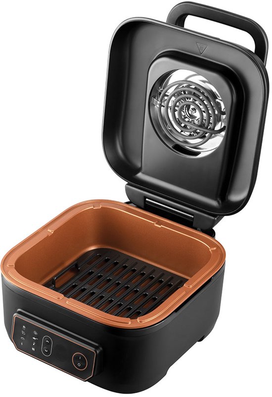 Zwarte Russell Hobbs airfryer met koperkleurige binnenkant, open deksel, grillrooster en bedieningspaneel.