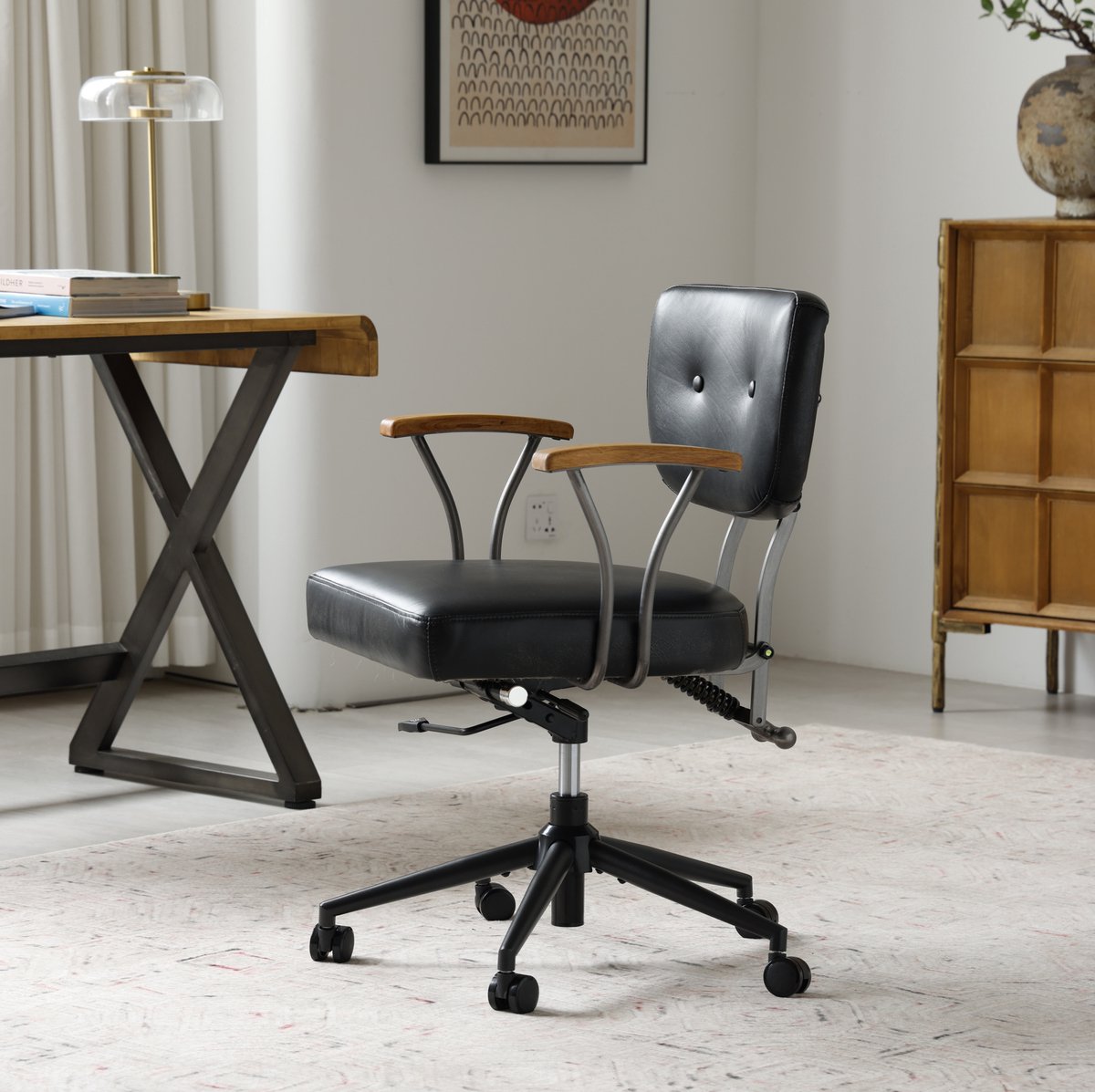 STILVORA Bureaustoel 63 x 51 x 82 cm - Ergonomisch Met Draaifunctie En Verstelbare Hoogte - Voor Thuiskantoor En Bureau - Leer En Metaal - Zwart