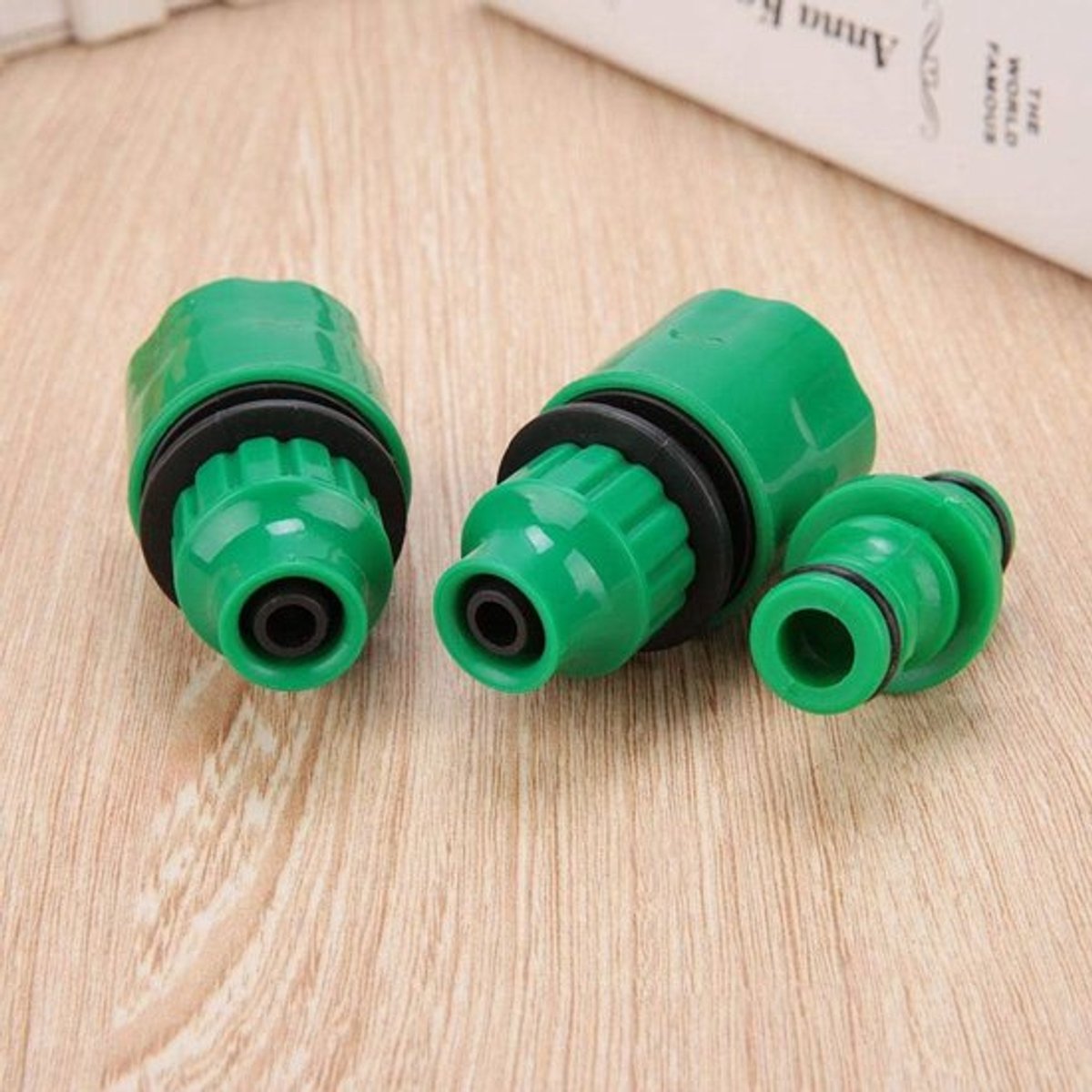 Slang Snelkoppeling - Tuinreparatie - Herbruikbare Aansluiting - Kleur Standaard - Irrigatieadapter - Geschikt voor Tuinslangen - 3 Stuks