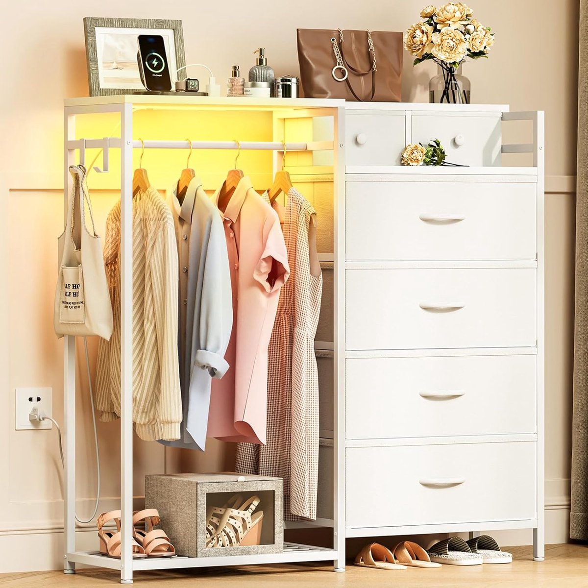 SnelShoppen - Commode met Kledingstang, LED-Verlichting, Stopcontact, Omkeerbaar Ontwerp, 6 Laden, Stoffen Kledingkast voor Slaapkamer en Woonkamer