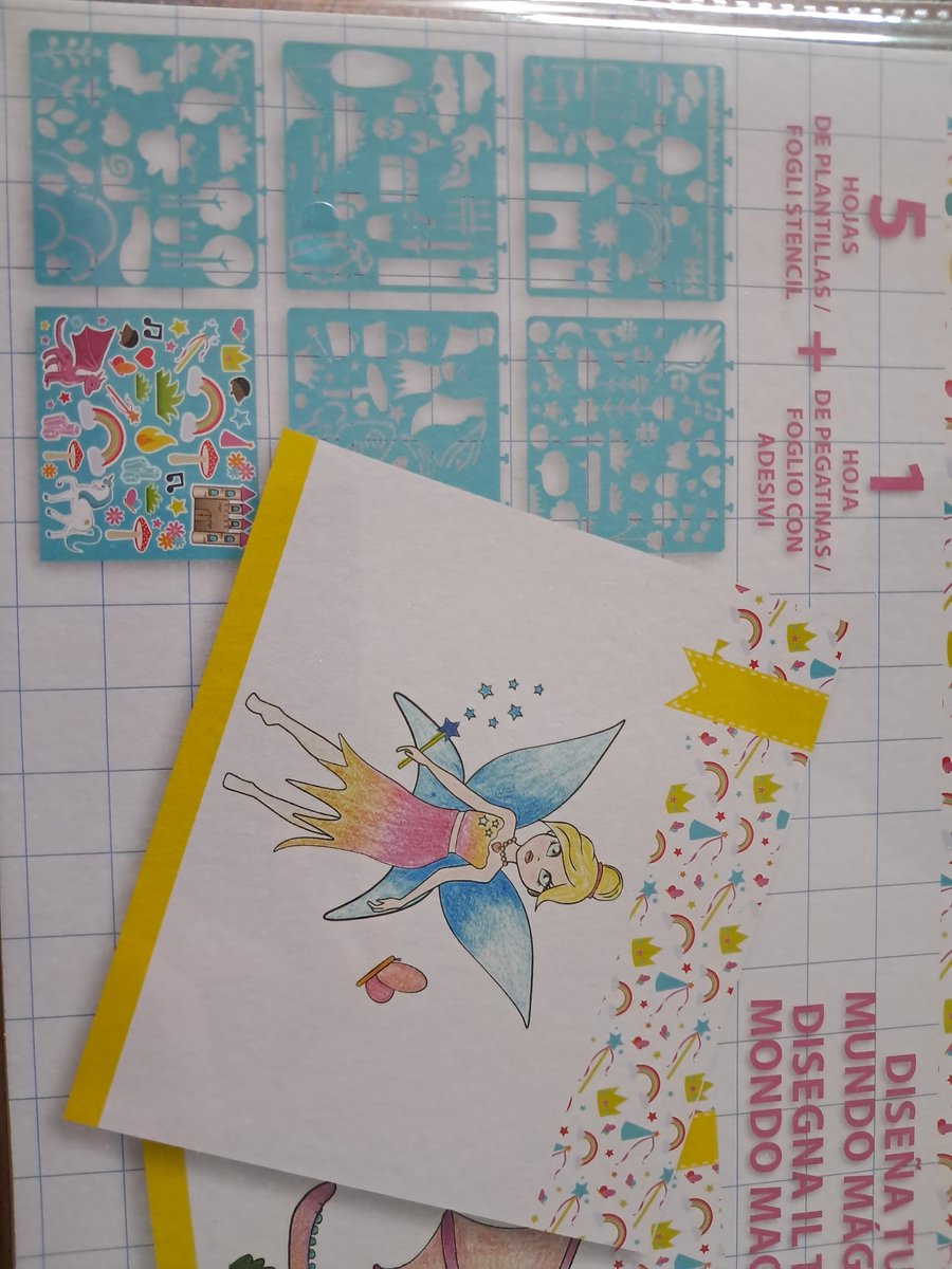 Crelando Hobby Sjablonen Magische wereld - 1 schetsboek - 5 sjablonen - 36 vellen met patronen en 1 stickervel
