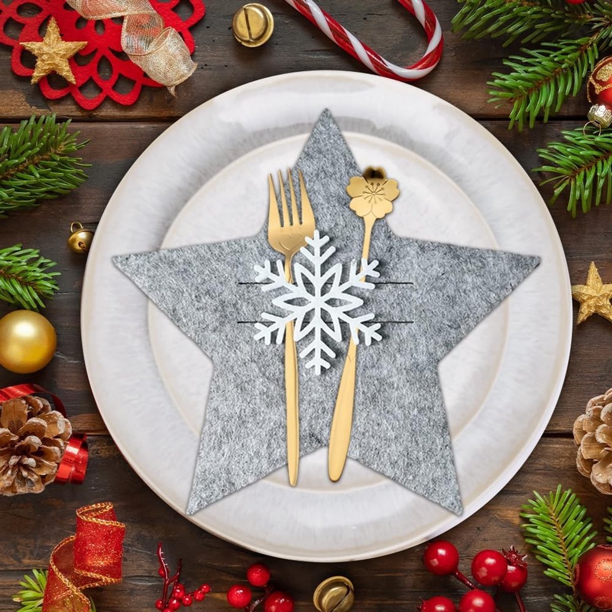 Kerst Tafeldecoratie: 12 Stuks Bestekhoezen van Vilt met Sterren en Sneeuwvlokken voor Feestelijke Tafels, Ideaal voor Kerstfeest en Eten met Familie