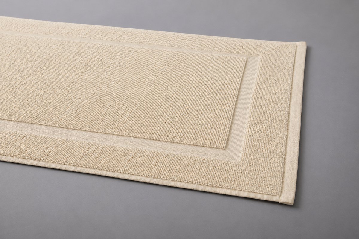 The Linen Room Badmat – 50 x 70 cm – Set van 2 – 100% Katoen – 850 GSM Dubbelgetwijnd 20/2 Garen – OEKO-TEX® – Extra Dik & Hoog Absorberend – Licht beige