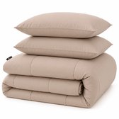 Slaapspeciaal Eazydekbed Hotel Taupe - Wasbaar Dekbed - Dekbed zonder Overtrek - Hoesloos Dekbed - All Year Dekbed - 2 in 1 Dekbed - Dekbed met Vaste Overtrek - Incl. 2 Kussenslopen - 200x220 cm