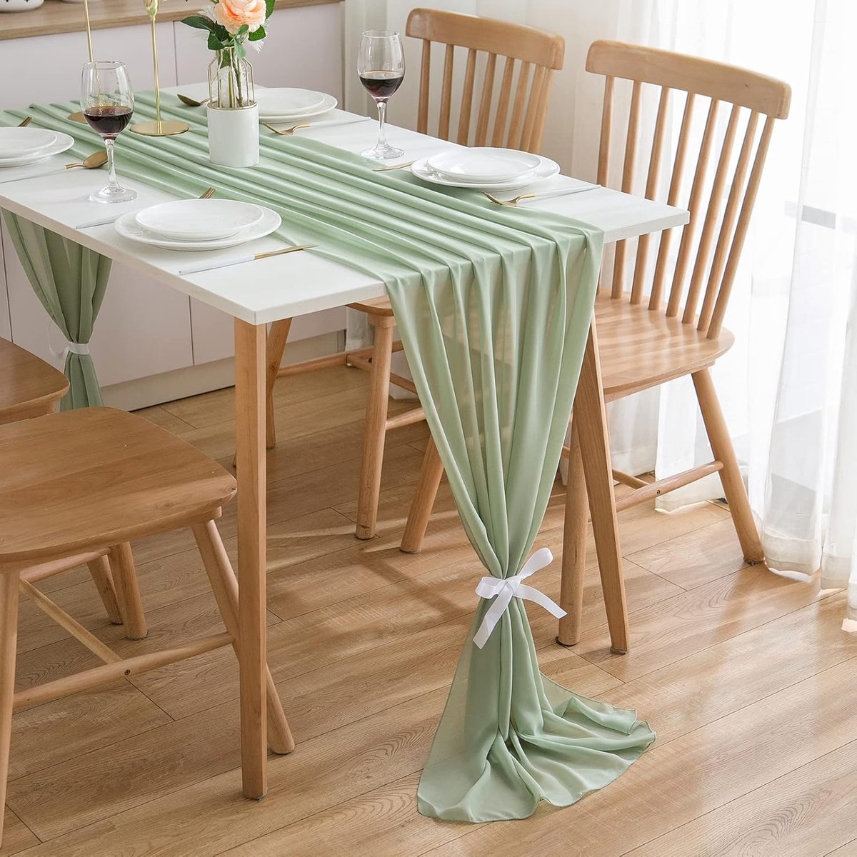 SnelShoppen - Elegante Chiffon Tafelrunner 3m Matcha Groen - Wasbaar, Geschikt voor Binnen en Buiten, Bruiloft, Communie, Feestdecoratie