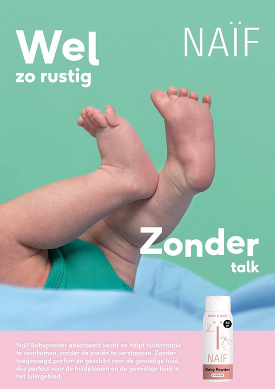 Babyvoetjes met de tekst 'Wel zo rustig' en 'Zonder talk'. Naïf babypoeder.