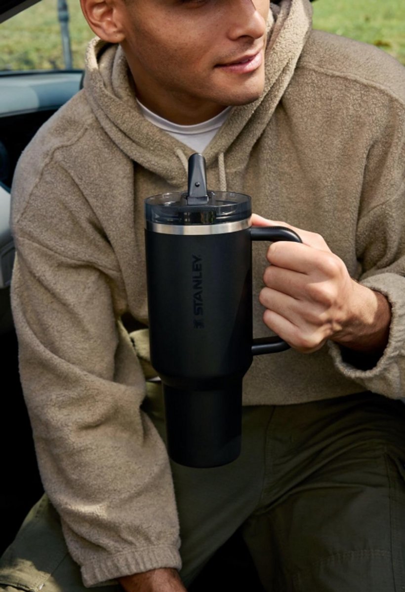 STANLEY Quencher ProTour Flip Straw Tumbler 0,89L (Champagne) – Lekvrije Thermosbeker met Flip Straw & Handvat – Geïsoleerd RVS – BPA-vrij – foto 3