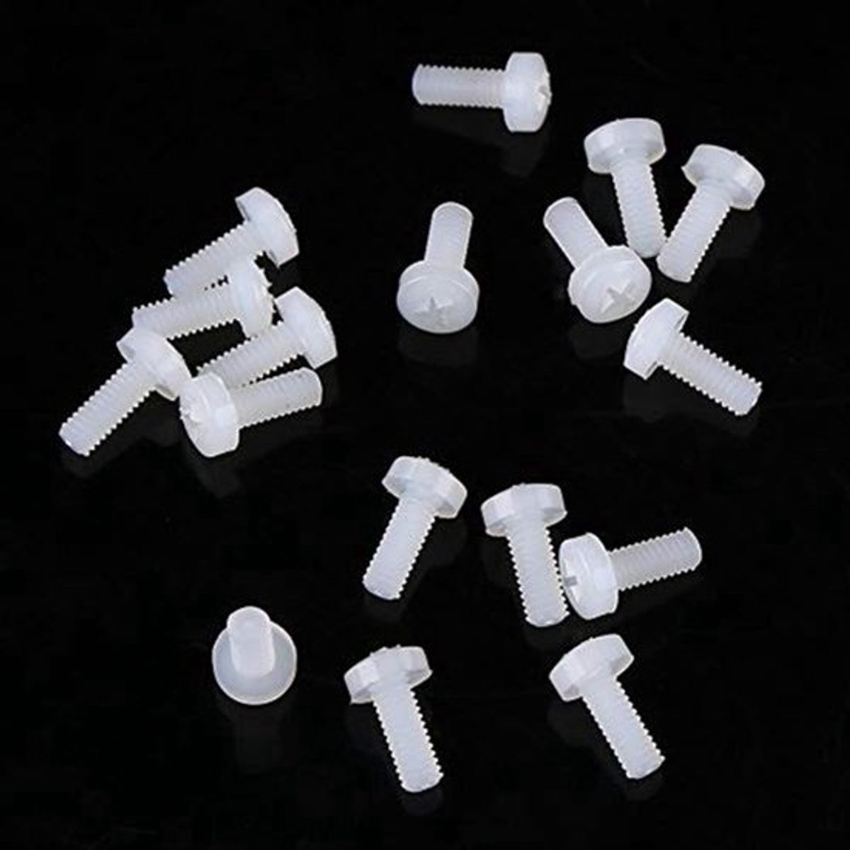 200pcs M2.5 Nylon Spacer Standoff Kit - Inclusief Resealable Plastic Box