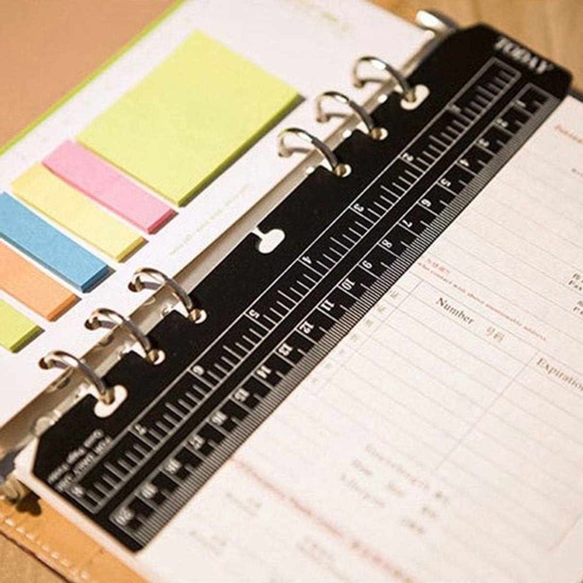 Zwarte Plastic A5 Liniaal voor Hervulbare 6-Ring Binder Journal Organizer Notebook