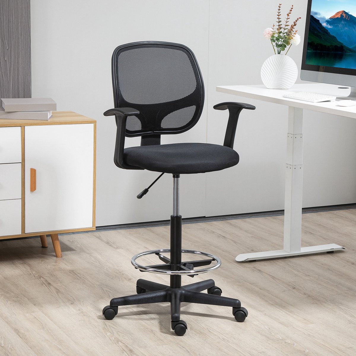 STILVORA Bureaustoel 60 x 56 x 110-132 Cm - Ergonomisch Met Voetring En Mesh Rugleuning - Voor Tekentafel En Zit-Stabureau - Zwart