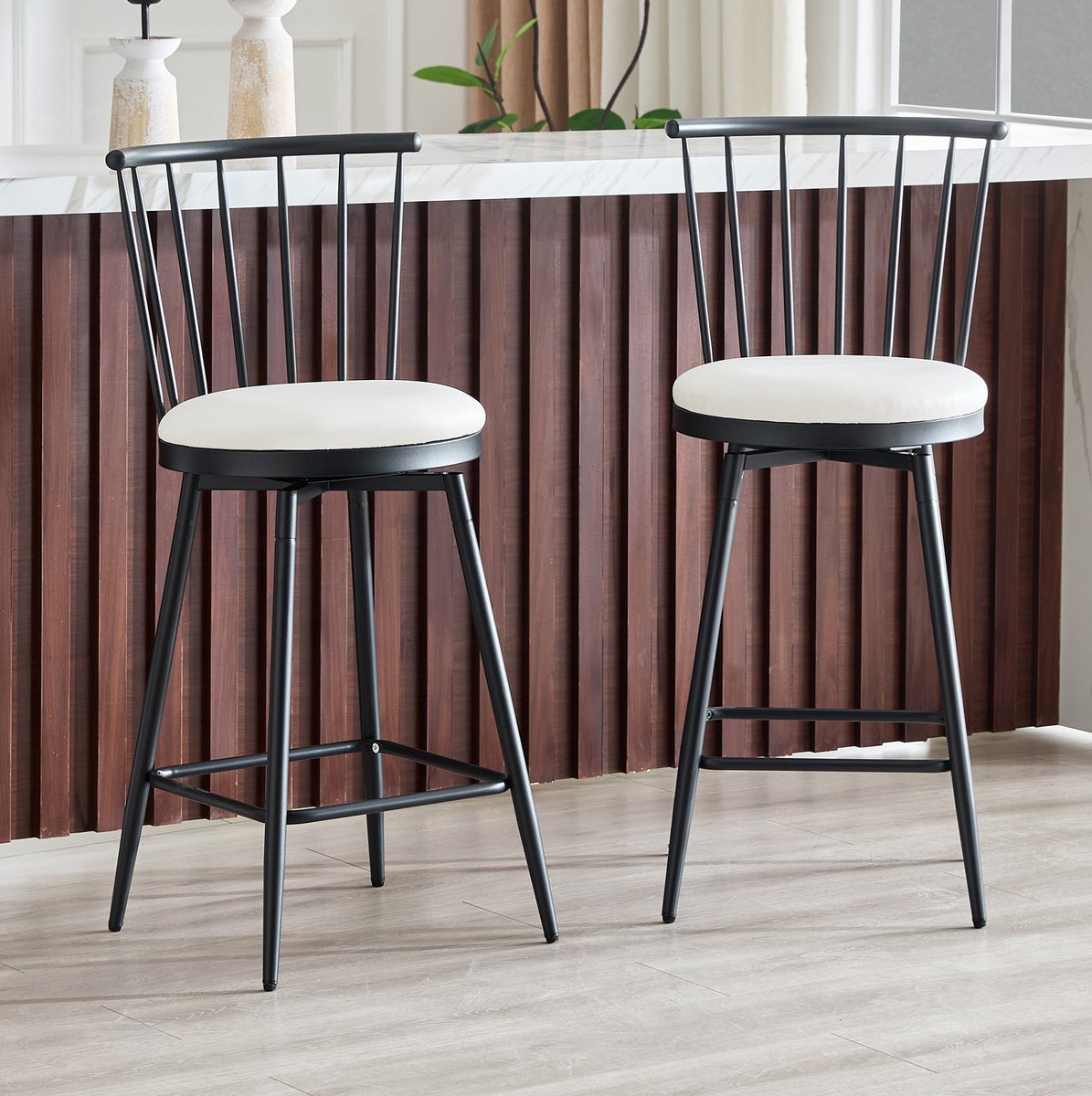 OKWISH Barkruk - Windsor-Stijl Met Gewatteerde Zitting - Set Van 2 - Kunstleer En Metaal - Wit - Voor Keukeneiland, Bar Of Horeca