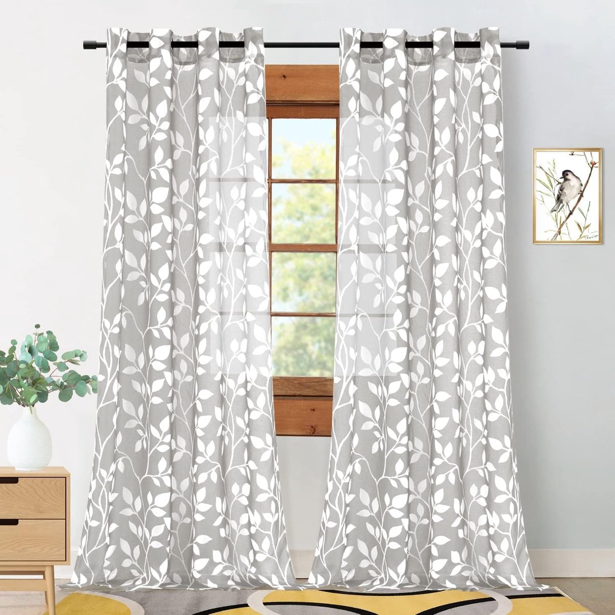 Gordijnen, voile, met ingestanste ringen, transparante gordijnen, met patroon, witte bladerprint, woonkamer, modern, set van 2, 245 cm lang, 140 cm breed, transparante gordijnen