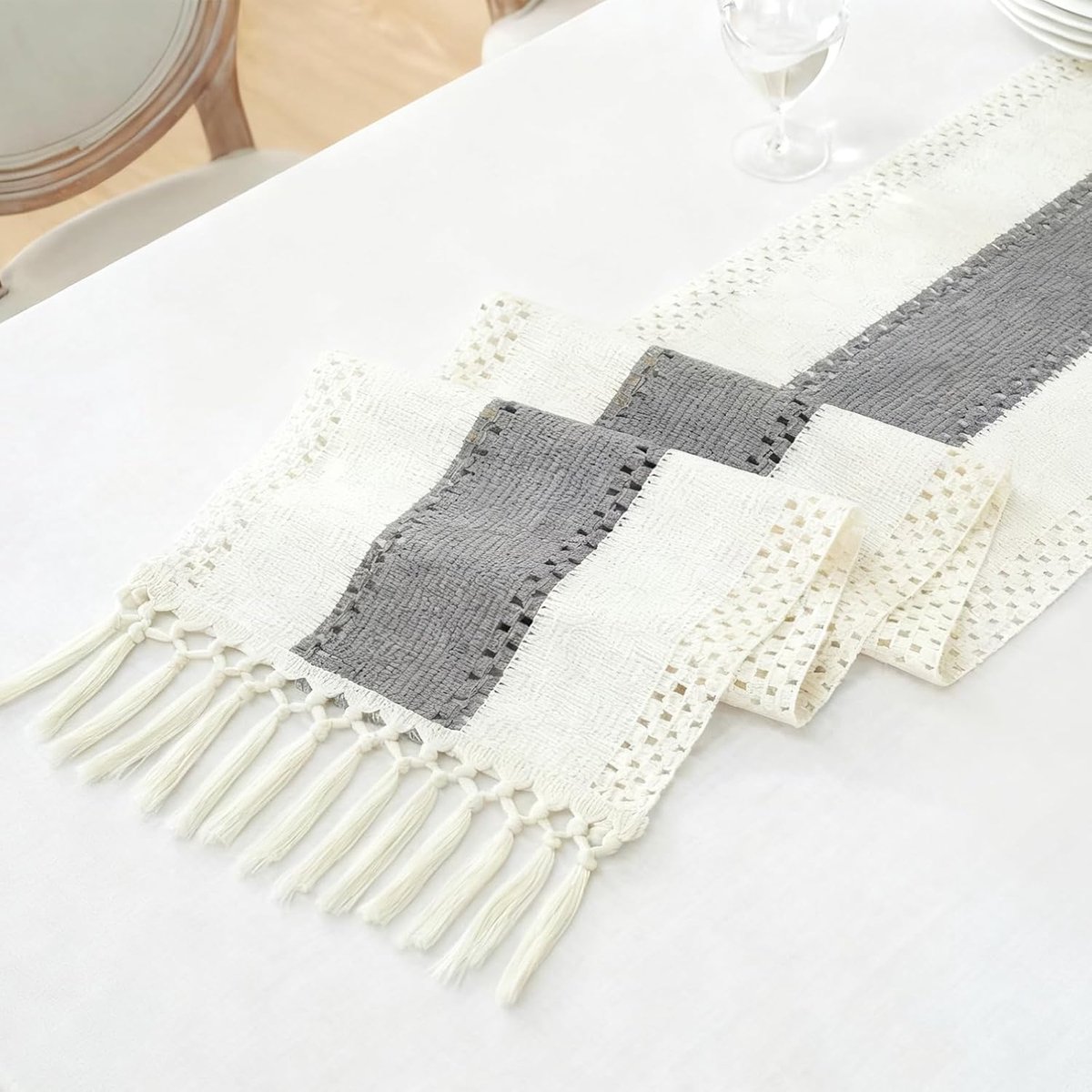 tafelloper voor herfst Thanksgiving woondecoratie met kwastjes 240 cm lang aardewerk schuur meubels boerderij rustieke macramé jute tafeldecoratie voor de woonkamer (30 x 240 cm, grijs)