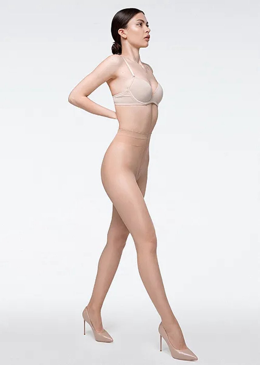 Giulia - Infinity 8den Ultradunne panty met koeleffect - Beige - M