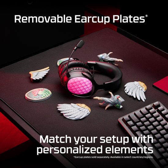 Zwarte gaming headset met verwisselbare, gepersonaliseerde oorplaatjes.