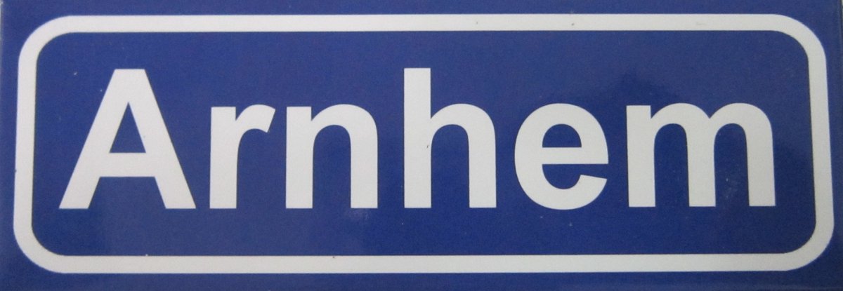 Souv© - koelkast magneet - plaatsnaam bord - kombord - souvenir - koelkastmagneetje - relatiegeschenk Arnhem