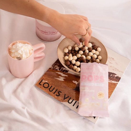 Cabau Protein Pops - White Chocolate - Chocolade balletjes - Luchtig & Crunchy - 10 gram eiwit per portie - 5 zakjes - Laag in calorieën - Eiwitsnack - Eiwitrijk tussendoortje - Voor thuis, onderweg of op werk van Merkloos — afbeelding 4