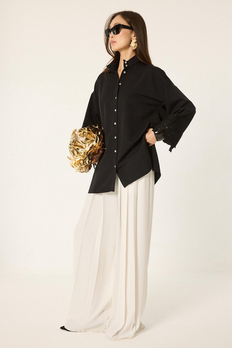 Touché Privé - Blouse met kantdetails - Zwart - Dames