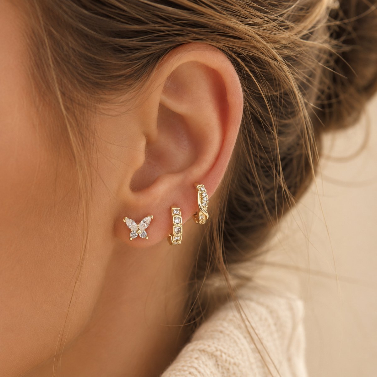 Luxe Oorbellen Set 3 Stuks - Kleur: Goud - 18K Verguld - Hoge Kwaliteit - Oorbellen Set - Meerdere Oorbelgaatjes - Oorbellen / Earrings - Oor Versiering - Luxe Set - Gouden Oorbellen - Meerdere Gaatjes - Cadeau - 18 Karaat - Oorhangers
