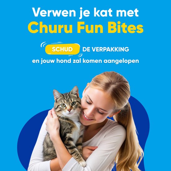 Een vrouw omhelst een kat, met de tekst 'Verwen je kat met Churu Fun Bites'.