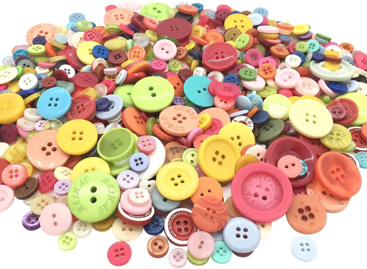 Knopen om te knutselen, willekeurige modellen, ronde harsknopen met 2, 4 gaten, 9 tot 14 mm diameter, ideaal voor naaien, kleding, versieren, gebreide jas, creatief
