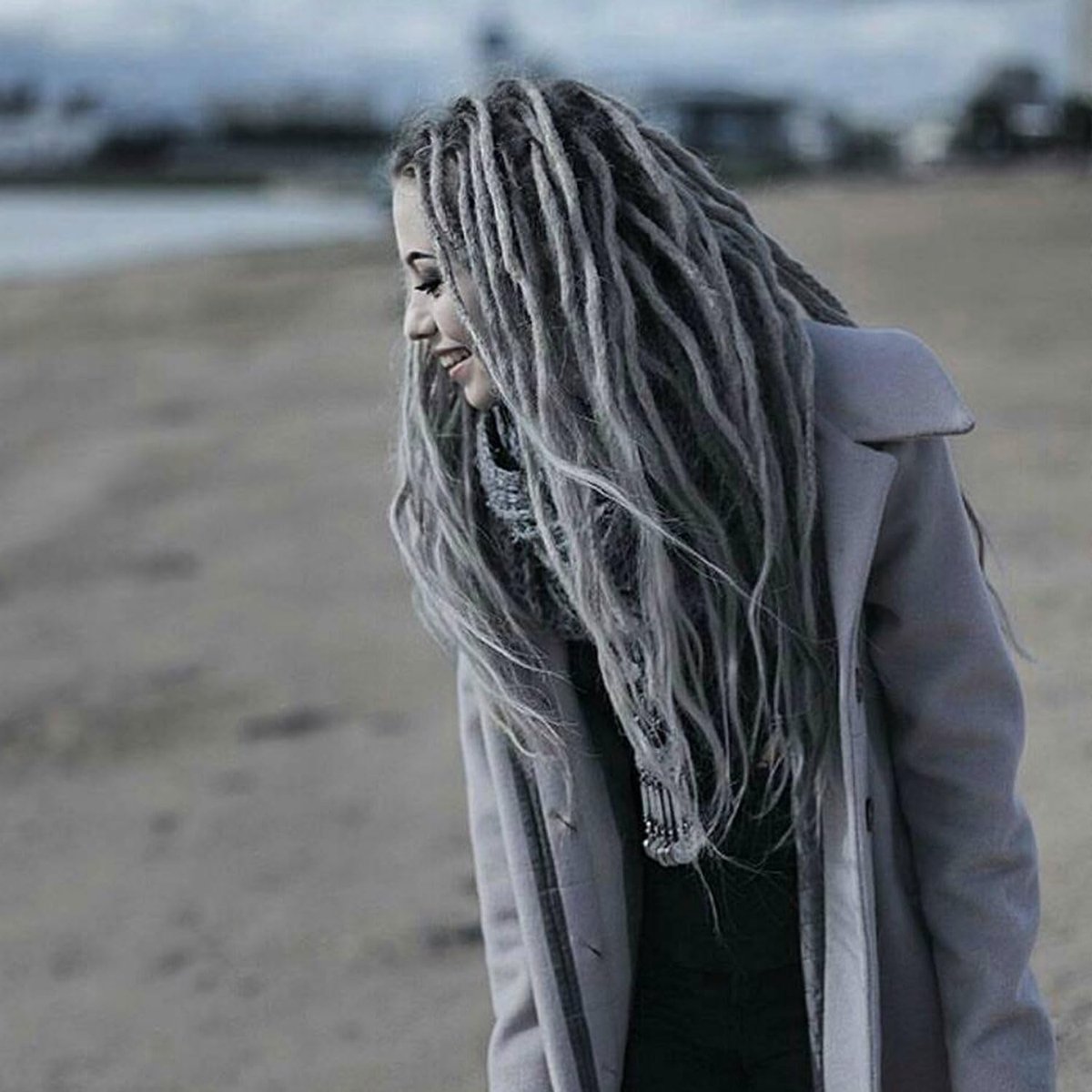20 Strands Dreadlock Extensions 24 Inch Synthetic Hippie Single Ended Dreads Ginger 0.6 cm Width Loc Extensions Reggae Style Crochet Hair for Women (1B/Grey)