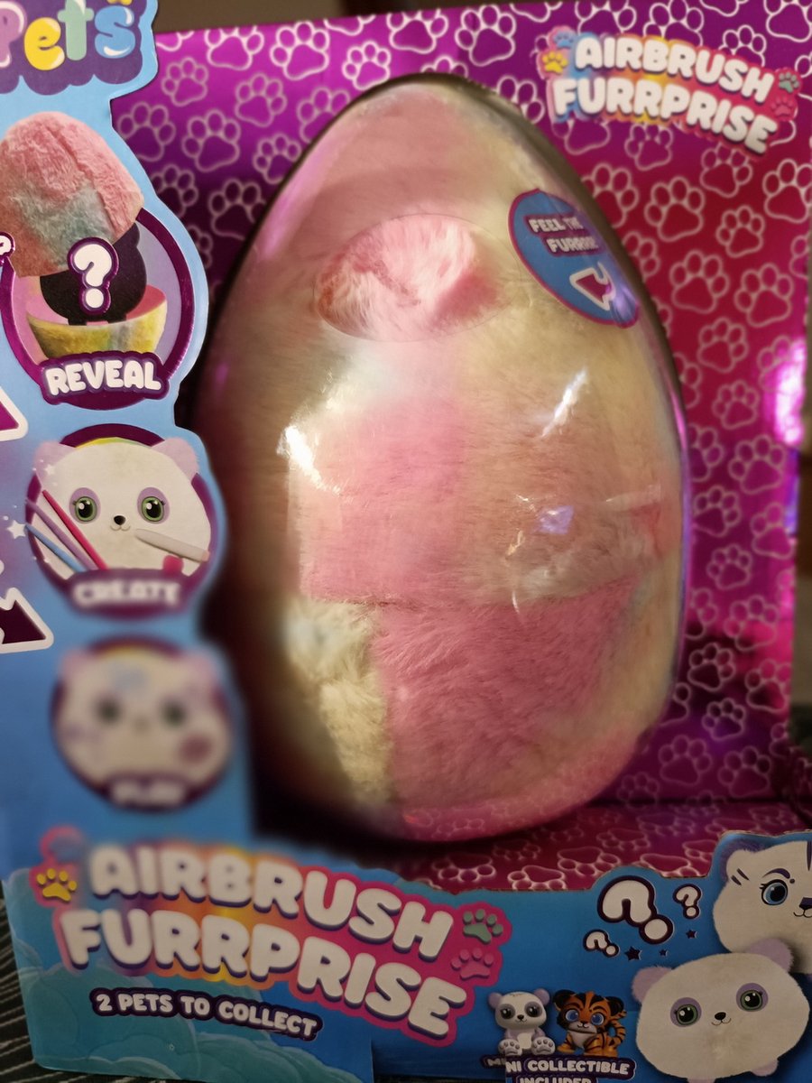Airbrush surprise - Kiwi pets