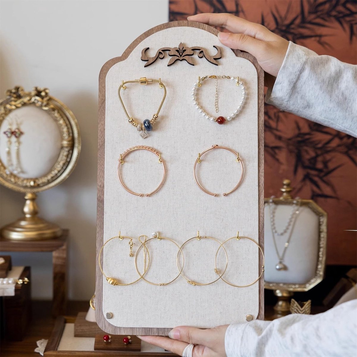 Sieraden display rack - Houten armband houder - Beige