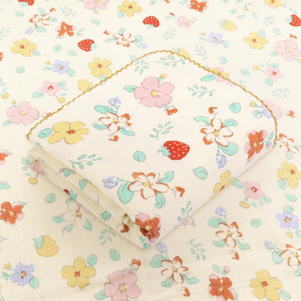 Muslin Babydeken - 2 Laags - Aardbei - 110 x 100 cm
