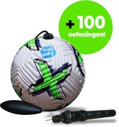 Minisoccerbal voetbal aan touw - techniekbal - Verjaardagscadeau - buitenspeelgoed - Met 100 oefeningen - Groen - Met tas en pomp