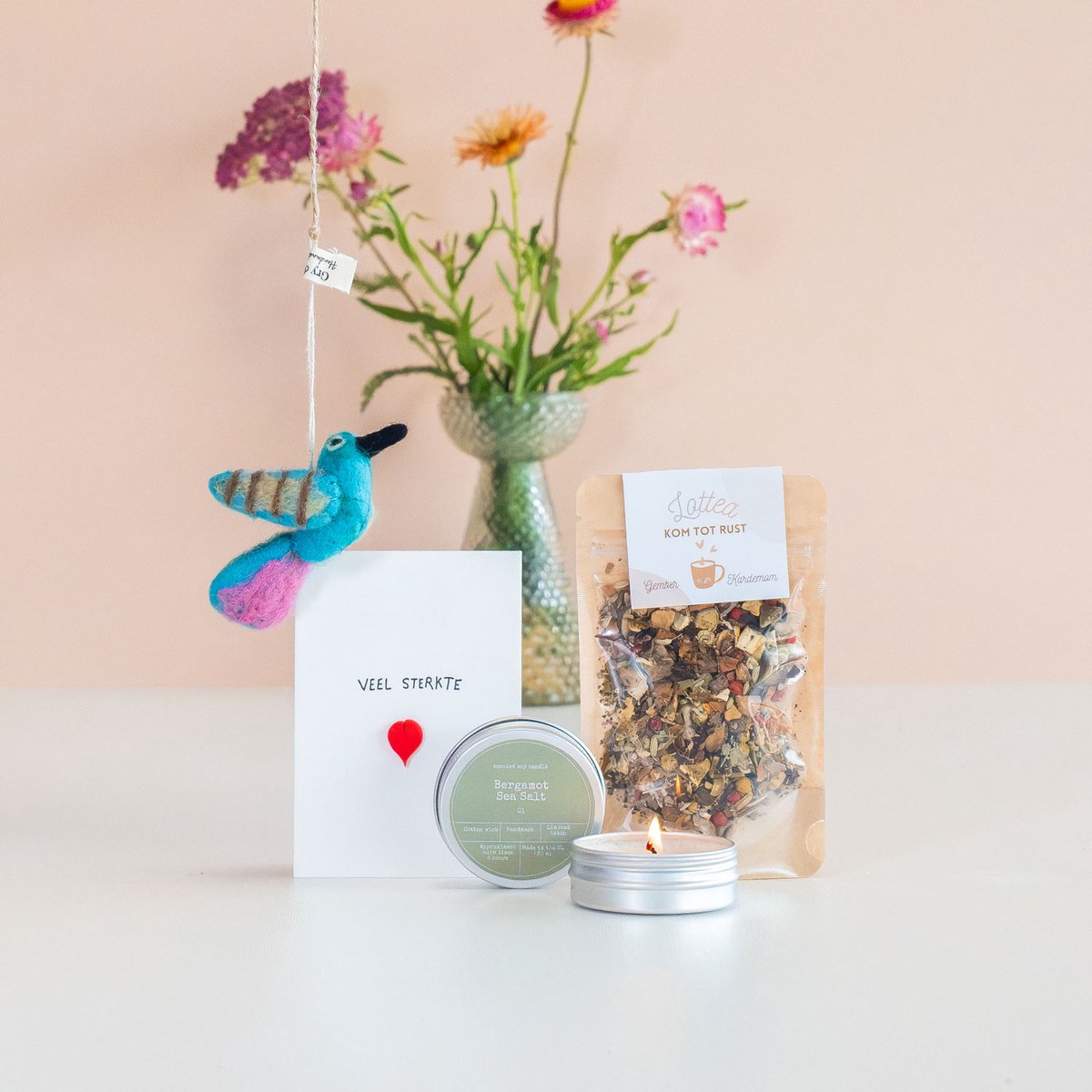 Brievenbus Cadeau Veel Sterkte - Sterkte Cadeau door de Brievenbus - Ik denk aan je Cadeau - Brievenbuskado Sterkte - Brievenbus Cadeau Collega - Relatiegeschenk Brievenbuspakket - Sterkte Kado