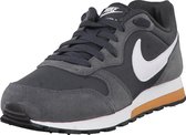 Nike MD Runner 2 (GS) Sportschoenen - Maat 38 - Unisex - antraciet/oranje