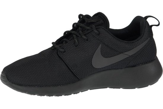 ik heb nodig zijde verkeer Nike Roshe One - Sneakers - Dames - Maat 37.5 - zwart | bol.com