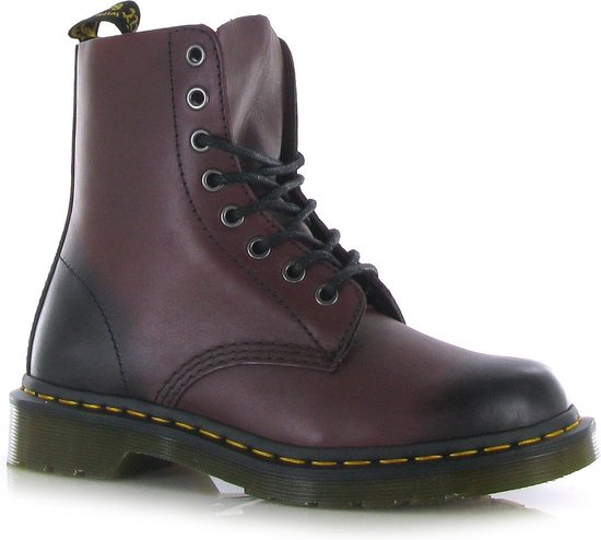 dr martens pascal rood