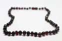 Barnsteen babyketting - Black Cherry | Amber | Pijnstillende werking bij doorkomende tandjes | Handgemaakt | Gratis verzending | Kidzstore.eu Barnsteen babyketting - Black Cherry | Amber | Pijnstillende werking bij doorkomende tandjes | Handgemaakt | Gratis verzending | Kidzstore.eu