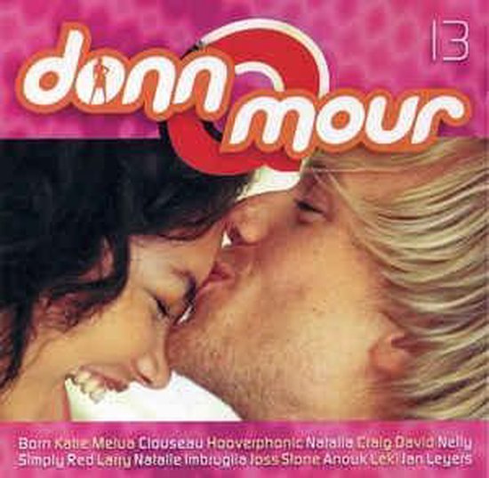 Cover van de CD 'Donnamour 13' met een stel dat elkaar kust, met de titel en artiestennamen.
