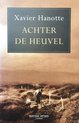 Achter de heuvel