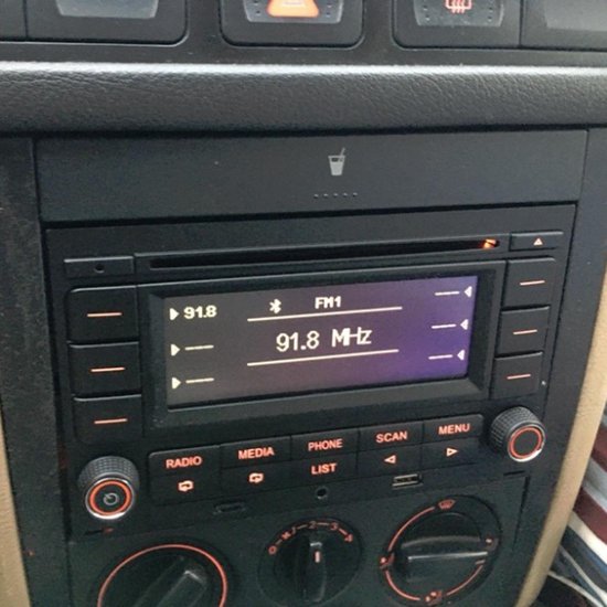 Dubbel Din Autoradio Geschikt voor Golf 4 Bluetooth Aux Mp3 Sd Carkit Audio  Streaming