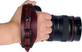 Bruine Handgrip Type Lynca E6 Brown (Camera Hand Grip Strap)