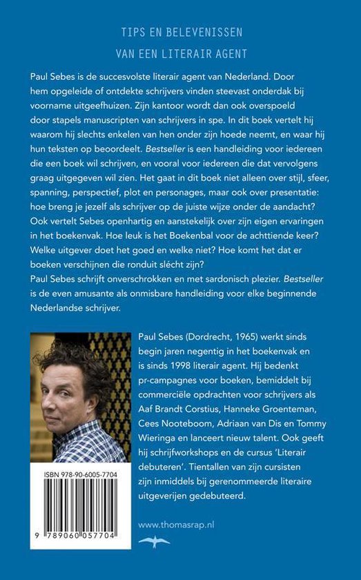 Achterkant van een boek met tekst en een foto van Paul Sebes.