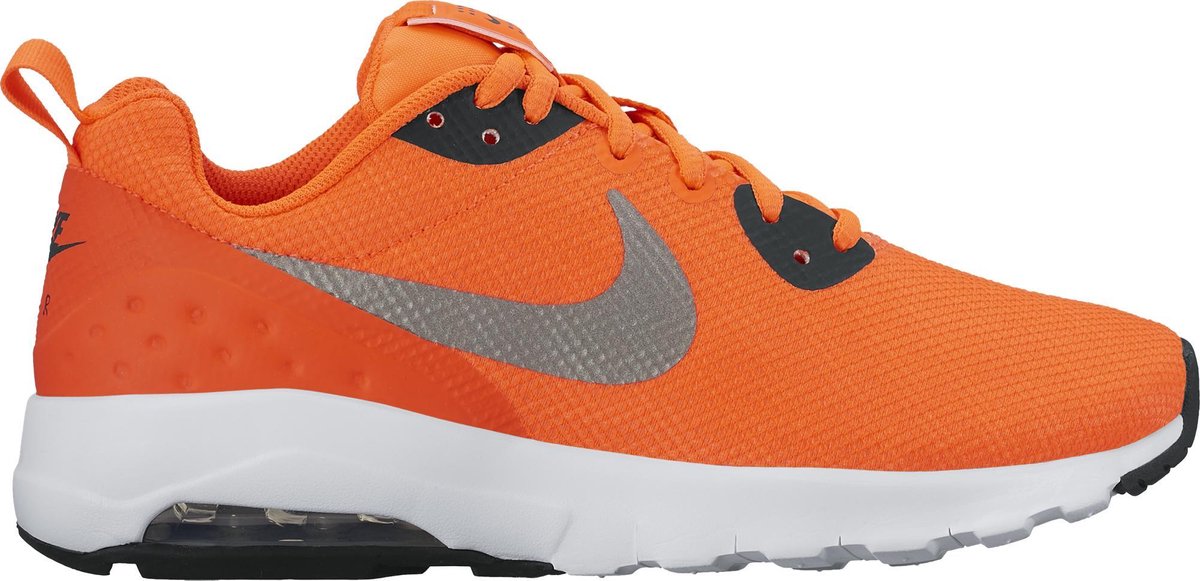 nike air max motion low