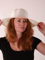 Dames zomerhoed in zacht geel met wit
