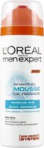 L’Oréal Men Expert Hydra Sensitive Shaving Mousse  - scheren - gevoelige huid - 200ml - Scheerschuim
