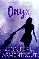 A Lux Novel 2 - Onyx