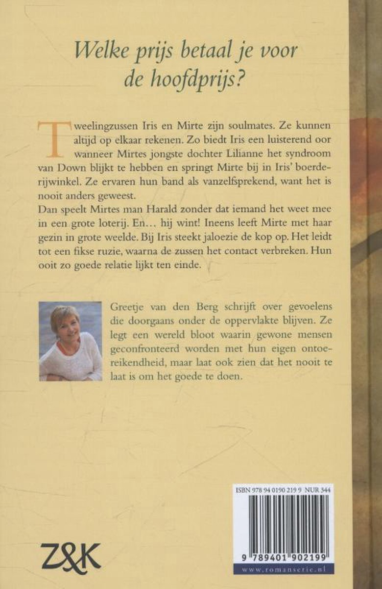 Achterkant van een boek met een foto van de auteur, Greetje van den Berg, en tekst over het verhaal.