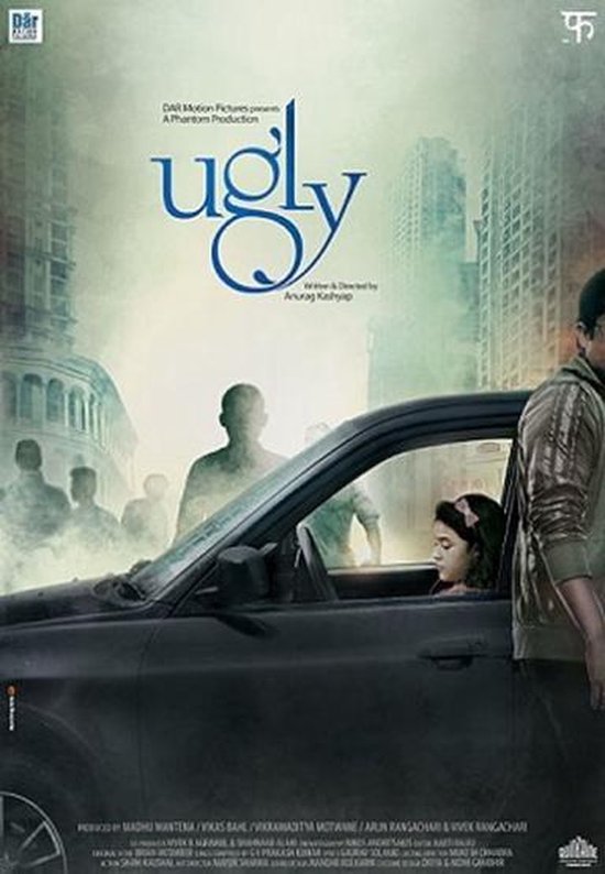Film poster voor 'Ugly' met tekst "Ugly" en "Anurag Kashyap". Een auto met een meisje op de achterbank en schimmige figuren op de achtergrond.