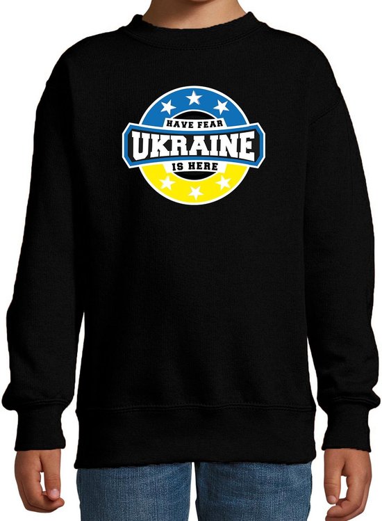 Have fear Ukraine is here sweater met sterren embleem in de kleuren van de Oekraiense vlag - zwart - kids - Oekraine supporter / Oekraiens elftal fan trui / EK / WK / kleding 170/176