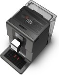 Zwarte Krups Intuition volautomaat van bovenaf, met deksel open.