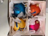 4 groote kerstballen